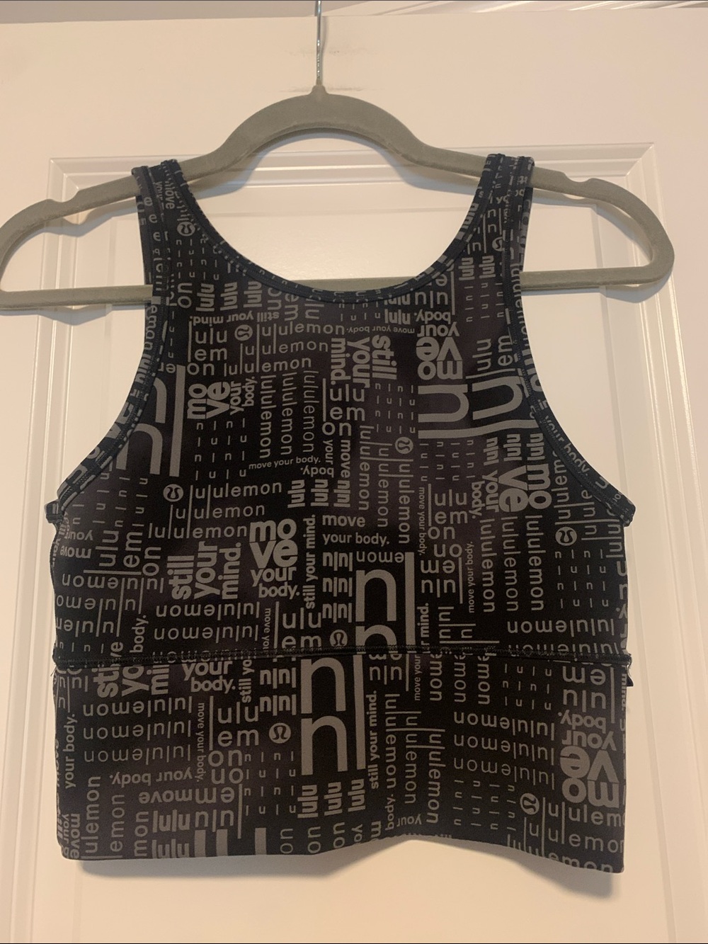 Lululemon Everlux Power Pivot Tank, Black Motif, Sz 6, Good Condition
